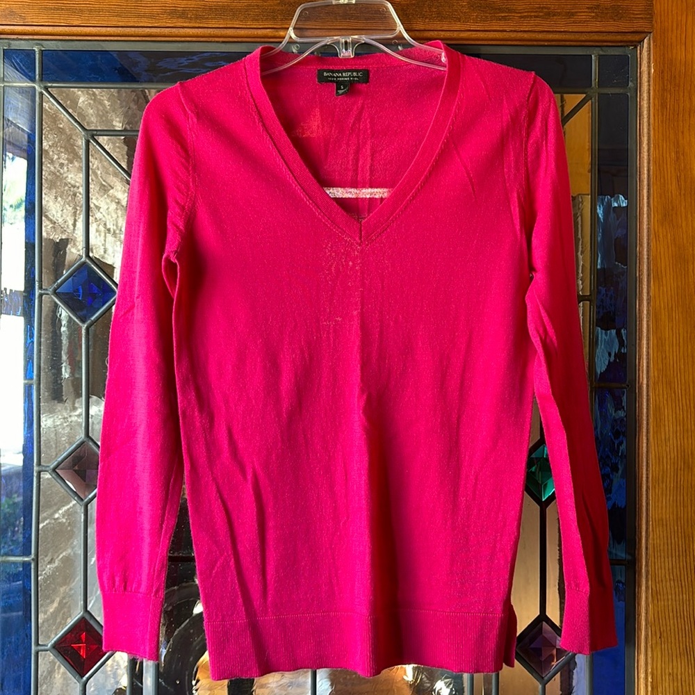 Banana Republic 100% merino wool sweater